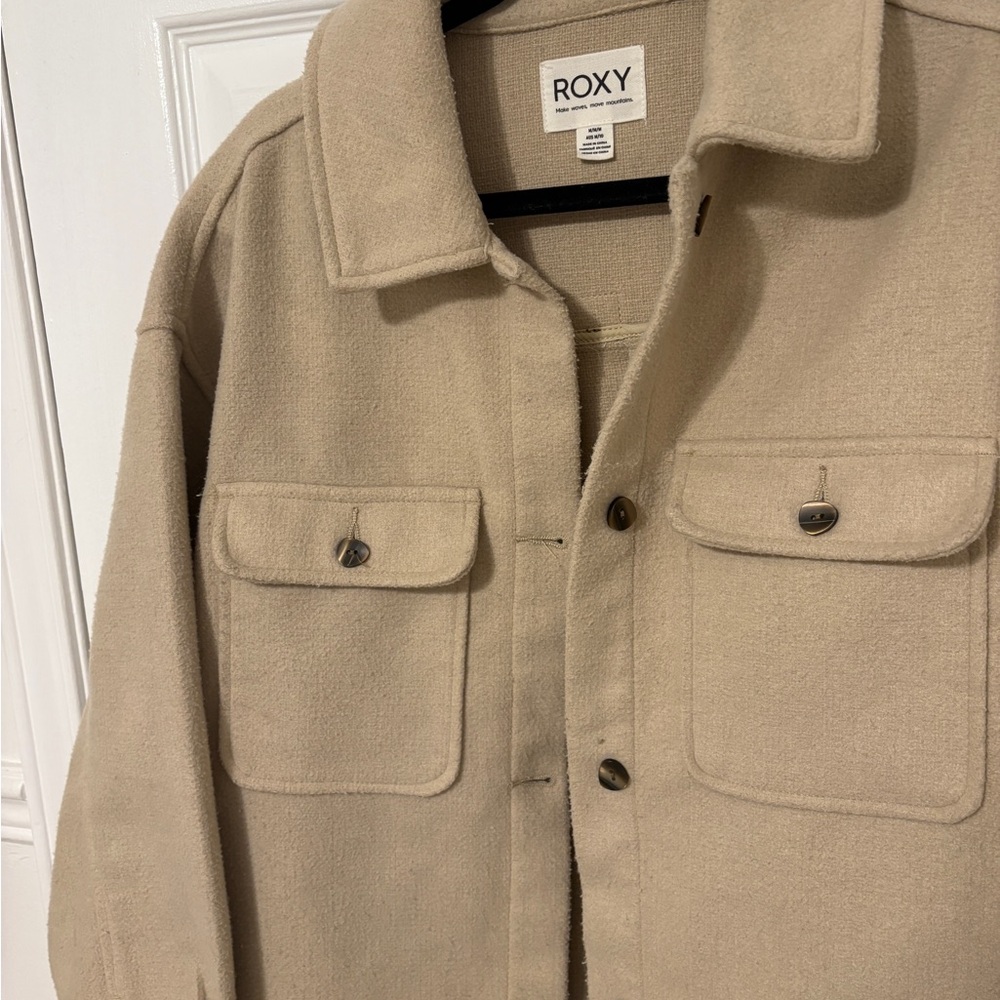 New Roxy Shirt Jacket - Picture 2 of 5